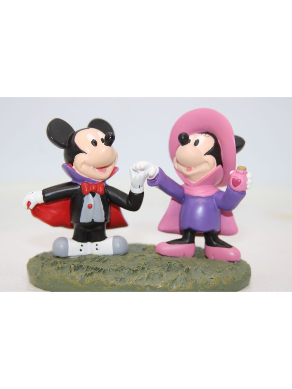 Dept 56 Halloween Village - Mickey & Minnie's Costume Fun